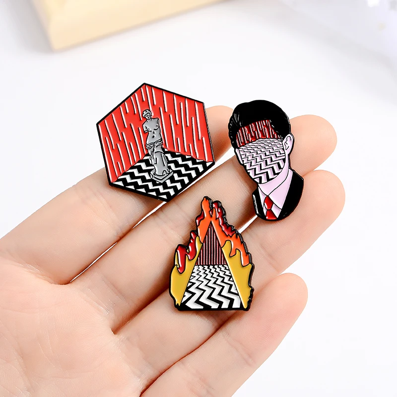 Голова загадка лабиринт Венера де Мило эмаль Pin Art Fun значки Твин Пикс Линч стиль