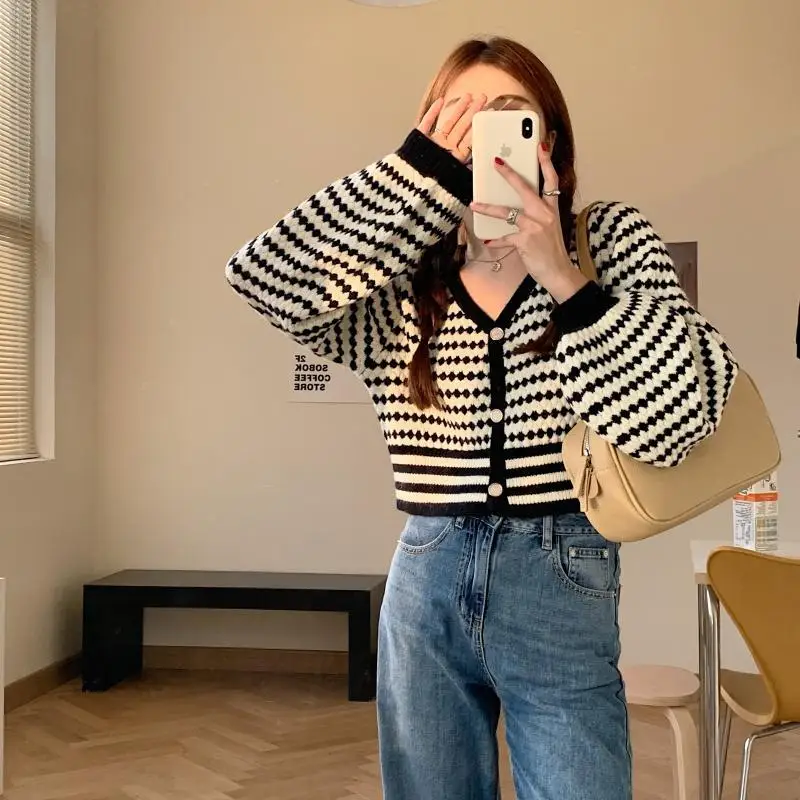 

Spring Autumn Striped Print Cardigan Women Knitted Casual Loose Sweater Overcoat Korean Fashion Tops Femme Pull Vintage Clothing