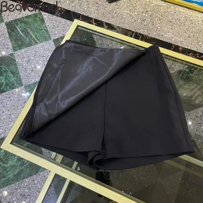 Bearomad 2021 Summer Women Fashion Black Shorts Casual Solid Pockets Button Loose Party Women's Hakama