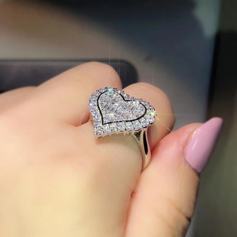 

2020 New Fashion Design Women Wedding Ring Silver Color Lovely Heart Zircon Ring Female Engagement Ring Lovers Gift Jewelry