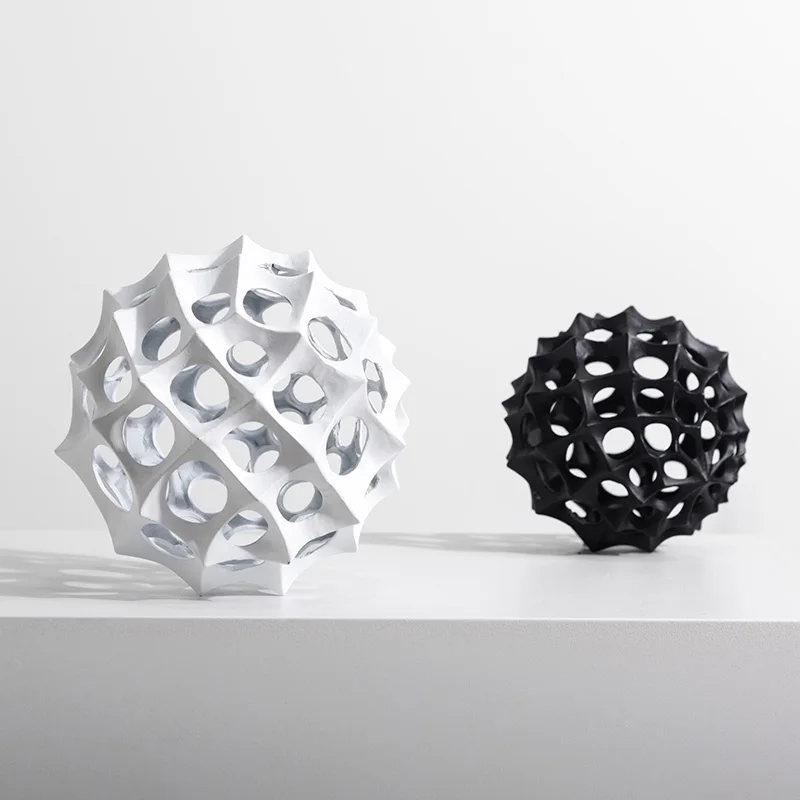 

Modern Hollow Honeycomb Ball Ornaments Black And White Metal Cast Iron Out Special Shaped Decorations Soft Outfit Matching