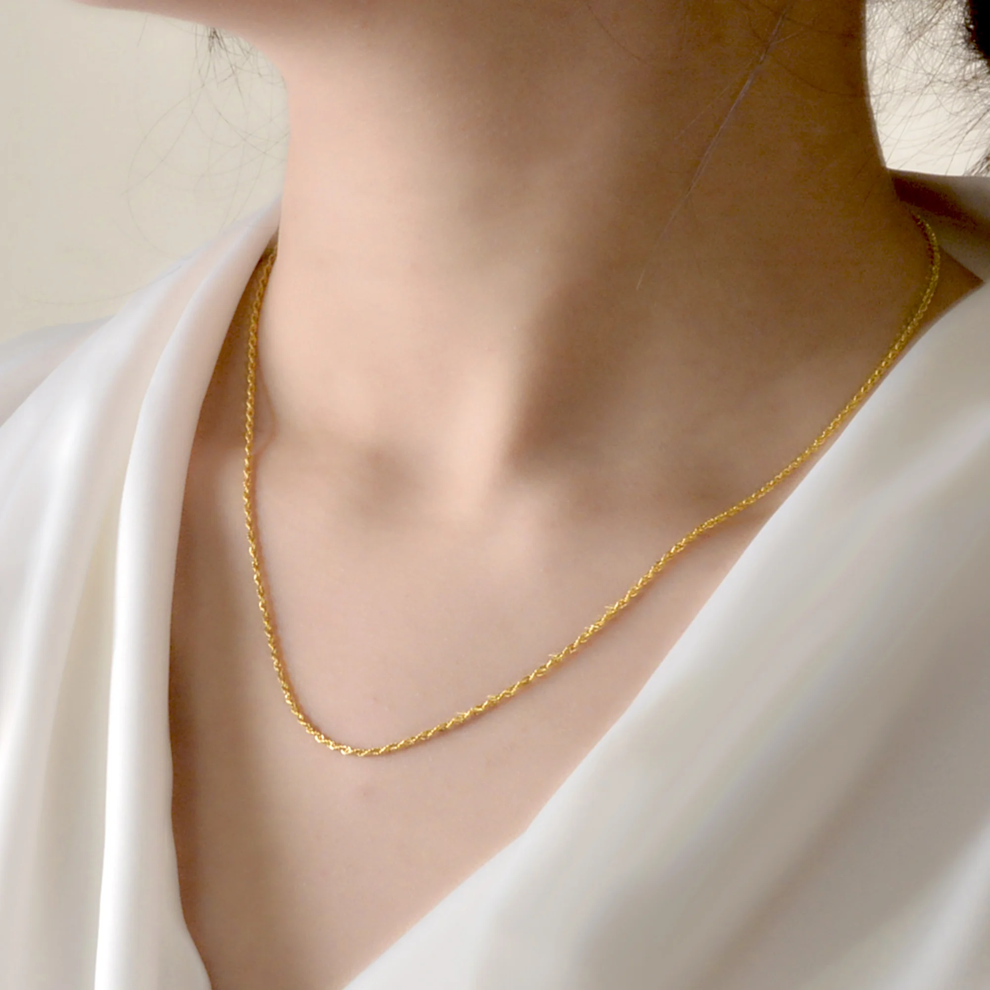 Цепочка женская из чистого золота 18 карат с подвеской-кулоном X504 | Украшения и