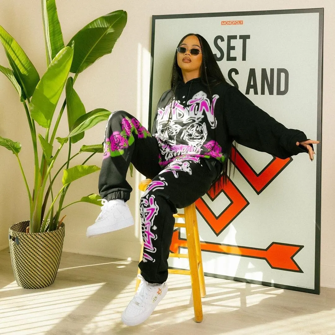 

Goth Rose Letter Graphic Tracksuits Two Piece Sets Women New Hip Hop Streetwear Hoodies Long Pants Casual Suits Outfits 2021 New