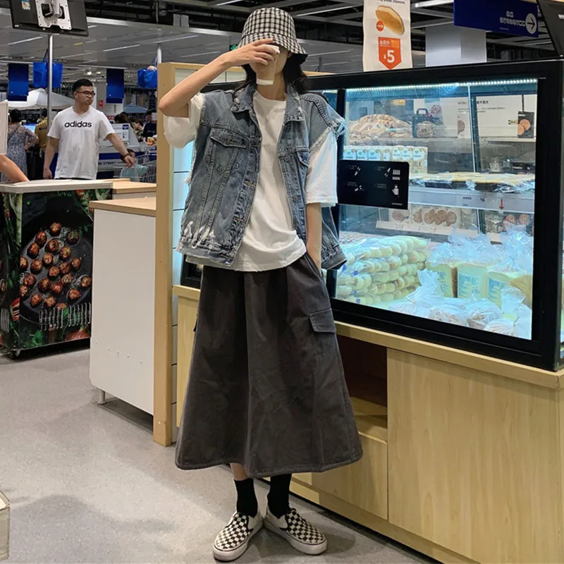 

Women's Sleeveless Pocket Denim Printing Vest Autumn Turndown Collar Button Loose Women Vests Jacket Fashion Streetwear Coat