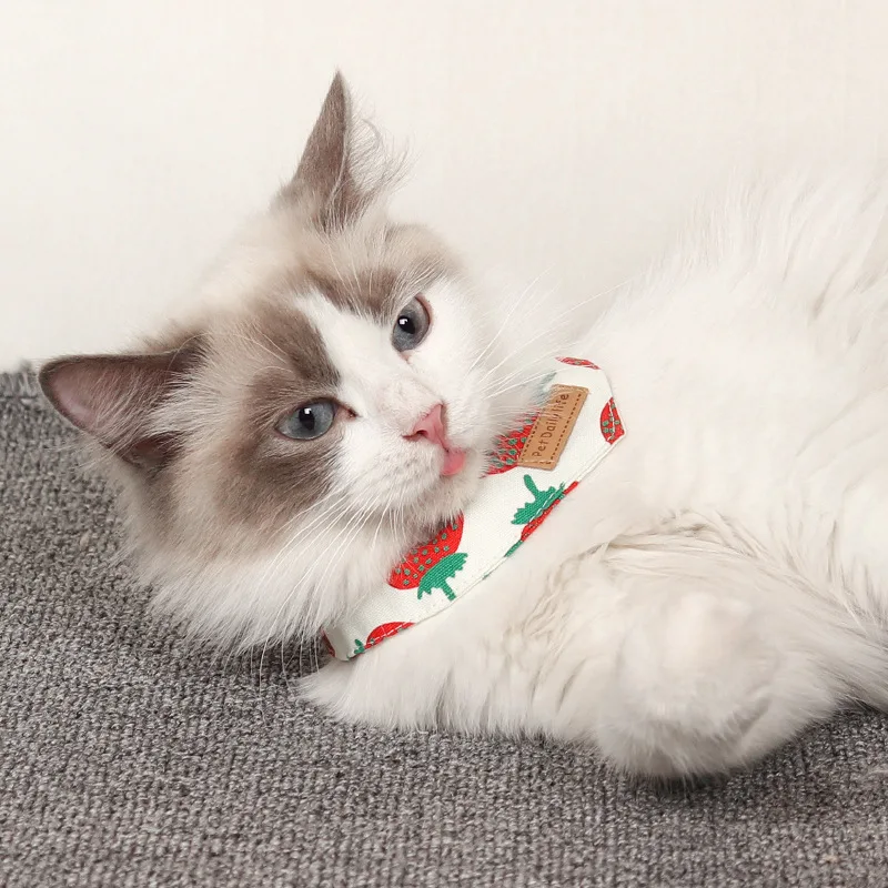

Pattern Pet Cat Dog Bandana Collar Neckerchief Triangle Neck Scarf Saliva Towel Pet Fashion Accessories