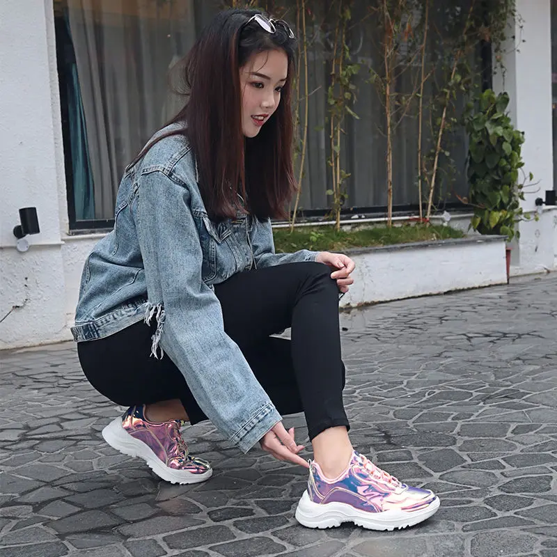 

Women Vulcanize Shoes Sneakers Bling Shoes Girl Glitter Casual Female Breathable Lace Up Outdoor Sport Shoes Zapatos De Mujer