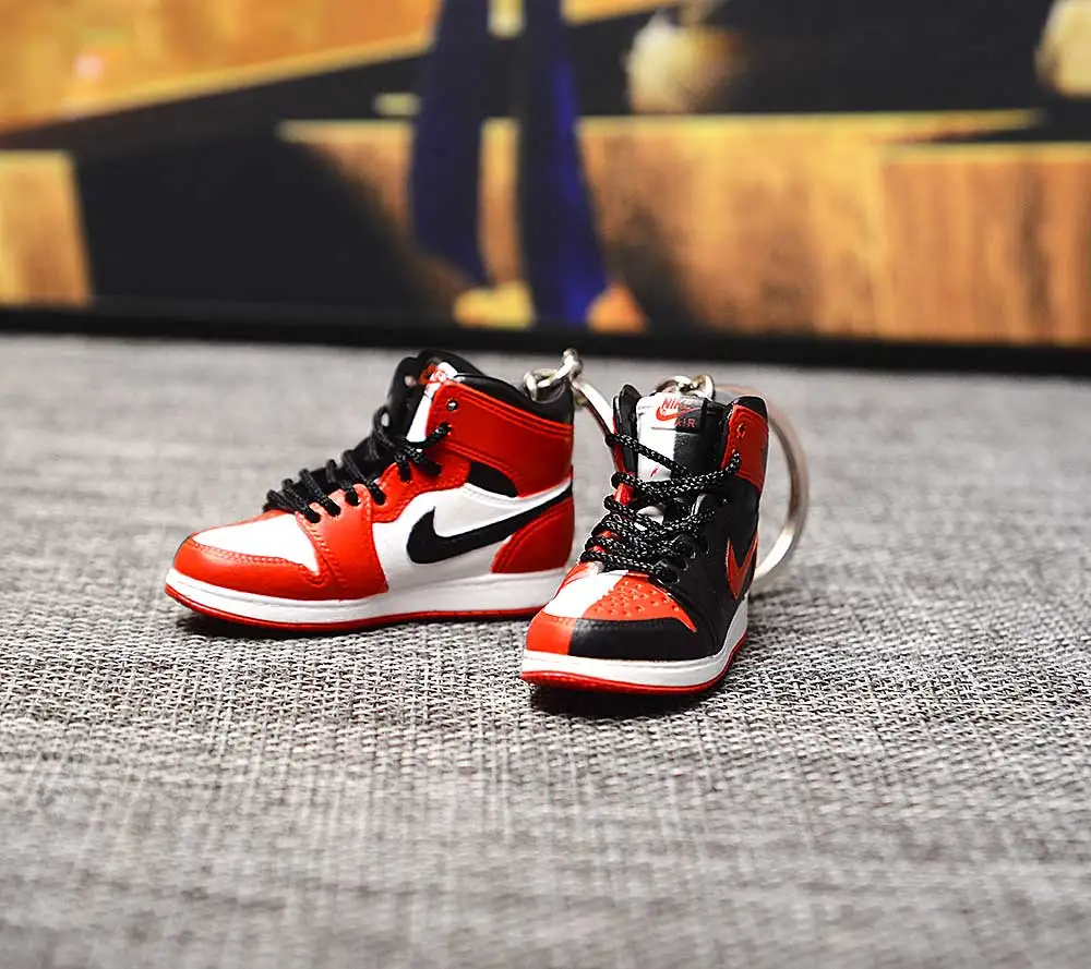 a pair w metal ring Дропшиппинг тапки обуви брелок 1 3D мини-кроссовки "OW CHICAGO" Спортивная обувь тапки брелки - Цвет: a pair w metal ring