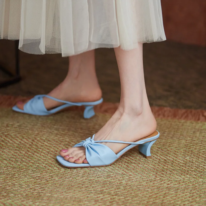 

2021 Summer Shoes Woman Concise Design Walk Shoes For Women Newest Thick Heels slippers Fashion Wedding Party Women Sandals