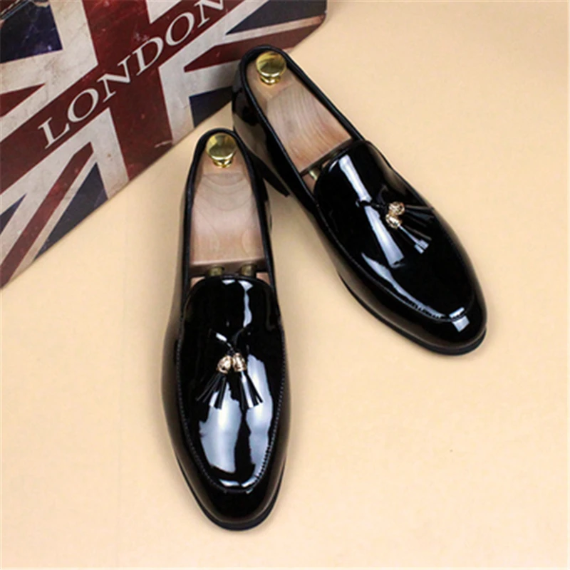 Новинка 2020 года Модные мужские туфли на плоской подошве в британском стиле