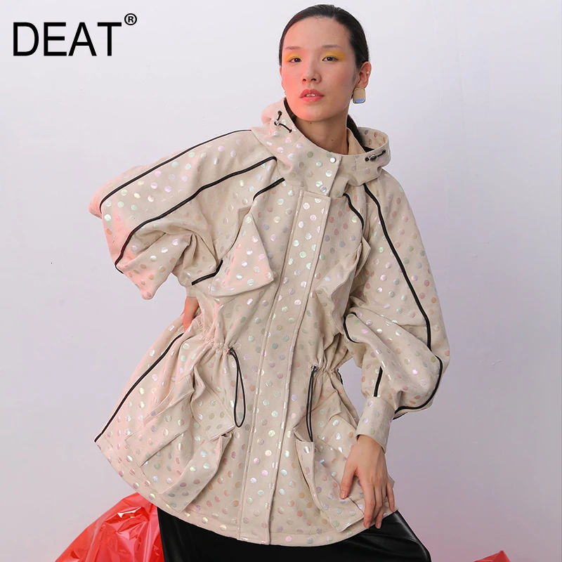 Женская куртка с капюшоном и рукавами фонариками DEAT короткая на молнии высокой