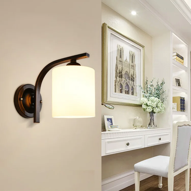 Европейская гостевая комната прикроватная стеклянная настенная лампа простой