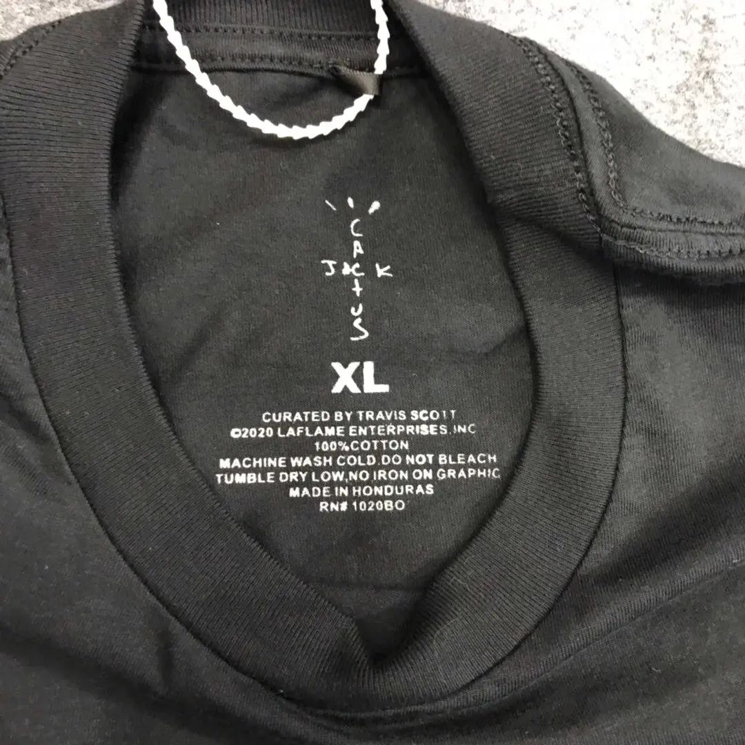 

Travis Scott Cactus Jack Boys Cracked Print Women Men Sumemr T shirts Hiphop Streetwear Men Oversized T shirts Cotton Top Tees