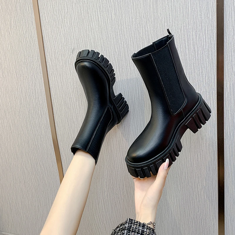 

2021 Women Ankle Boots Cowhide Upper +Pigskin Lining Antumn and Winter Shoes Round Toe Chelsea Boots Waterproof Platform Boots