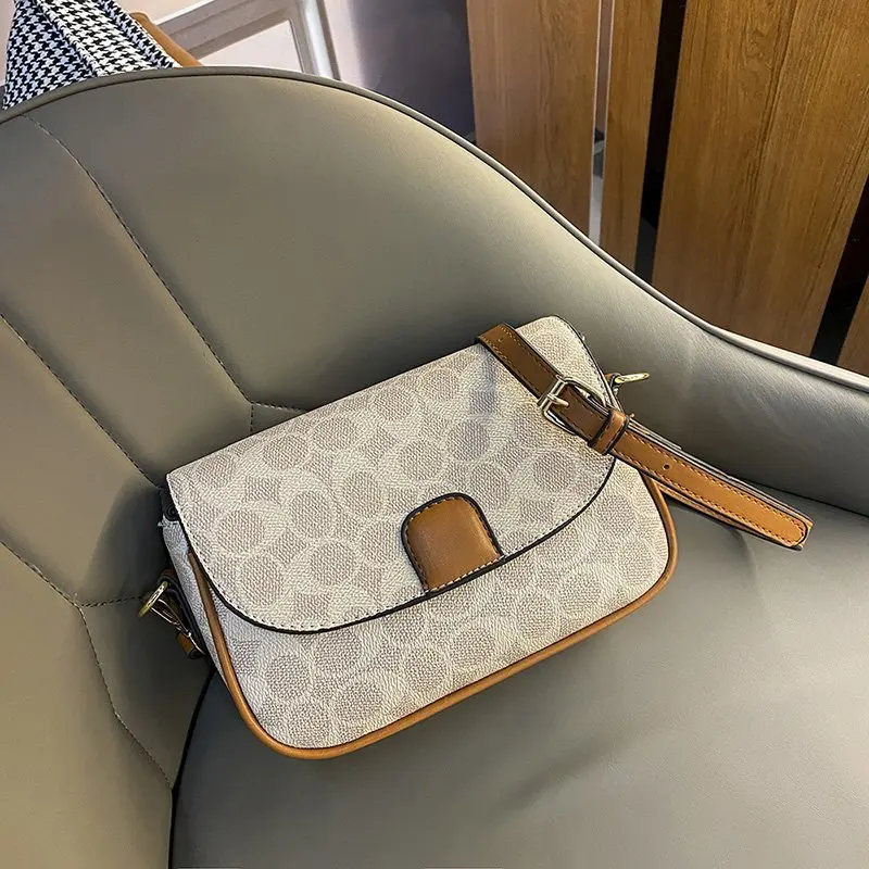 

2021 The New Summer Luxury Women's Bags and Shoulder Bags for Versatile party whit cover bags for women