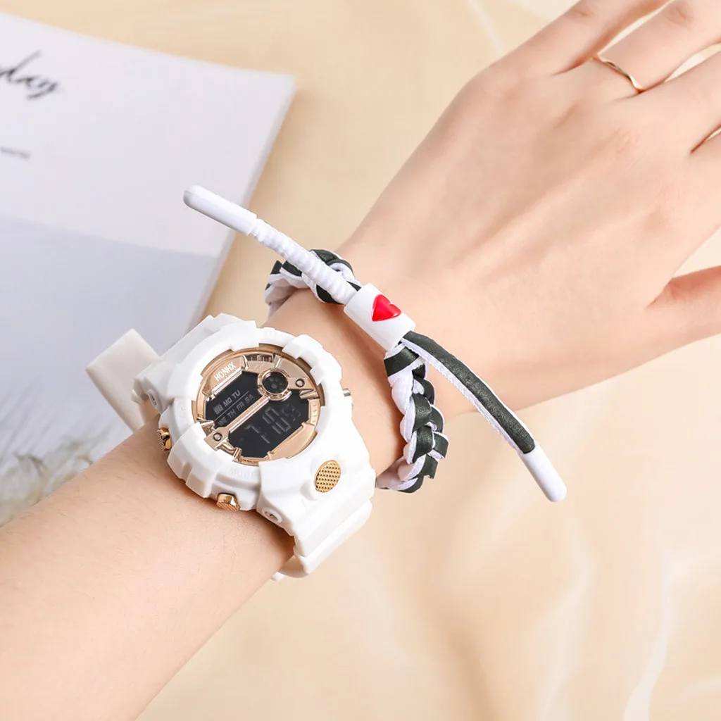 Часы наручные мужские с резиновым ремешком модные водонепроницаемые цифровые