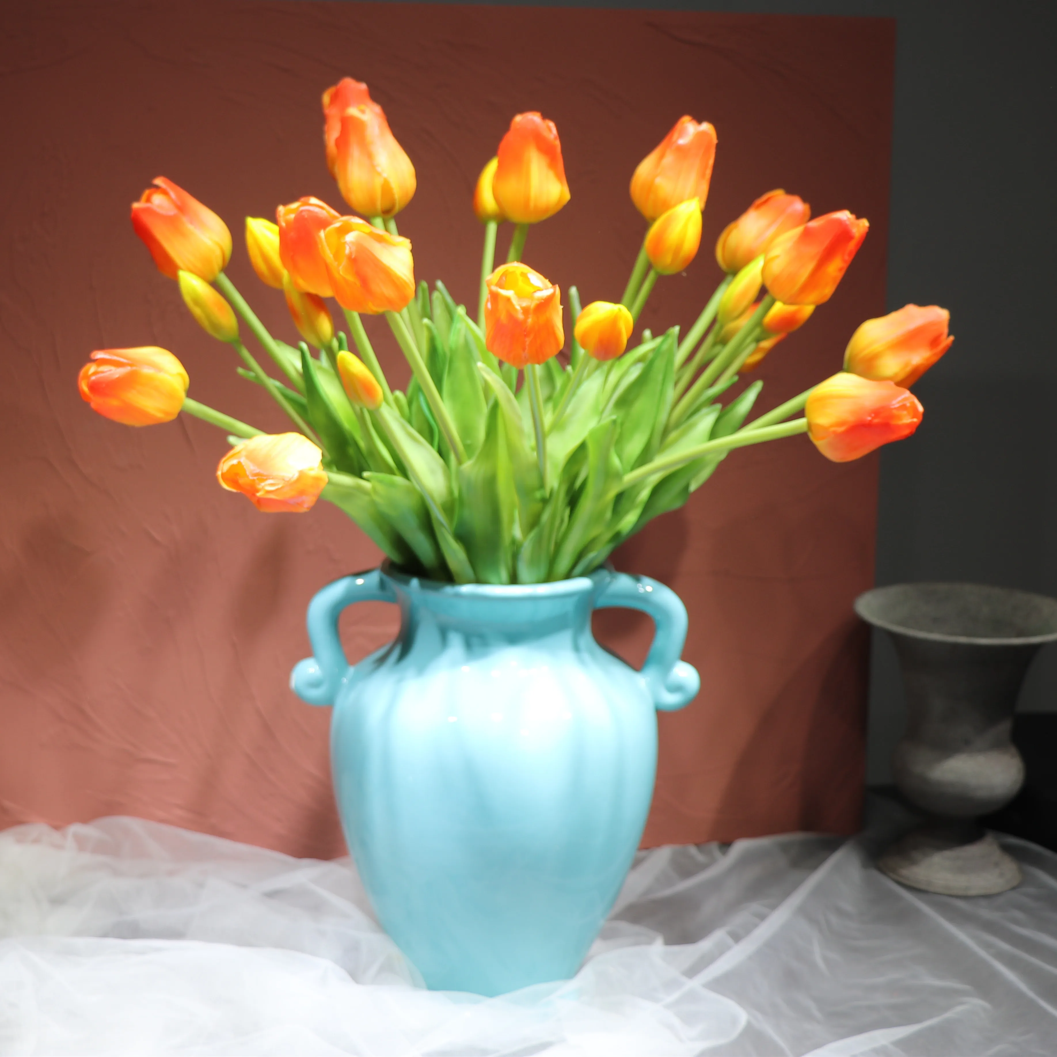 

Sunset Tulip (1 Set =3 Flowers+2 Bud) Bouquet Real Touch Silicone Tulip Home Decoration Artificial Flower Shopwindow Display