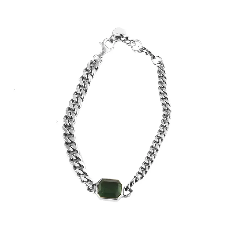 

Exquisite Silver Geometric Green Emerald Bracelet Retro Light Luxury Boudoir Red Jewelry