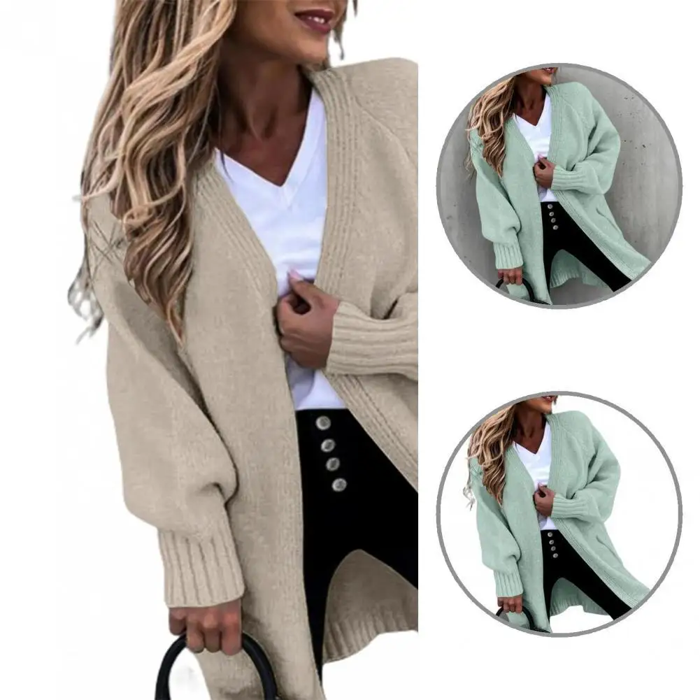 

Женский трикотажный кардиган с длинным рукавом и двумя карманами