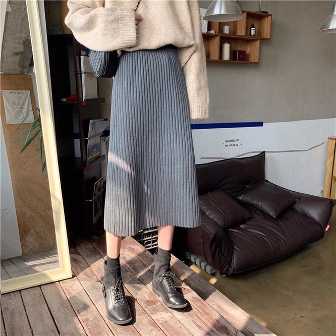 

2021 Autumn Winter New Medium Long Retro Women's Thin Knitted A-line Skirt Pleated Skirt Girls' Daily Gray