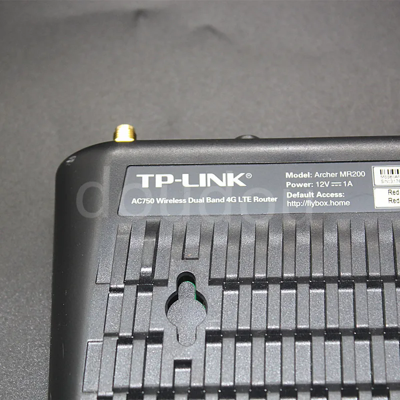 Беспроводной роутер новый TP-LINk Archer MR200 с антенной 4G CPE AC750 LTE 300 Мбит/с Cat4