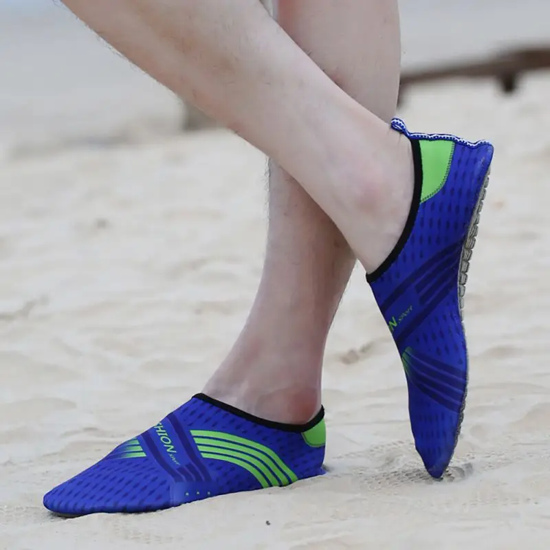 

Unisex Beach Water Shoes Quick-Drying Swimming Aqua Shoes Surf Upstream Sports Water Shoes Seaside Slippers Yoga Lover Sneakers