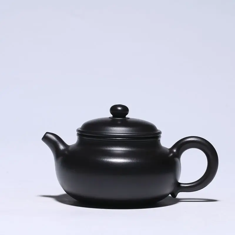 

Famous handmade purple clay teapot Yixing origin Wu gray purple clay teapot new antique teapot