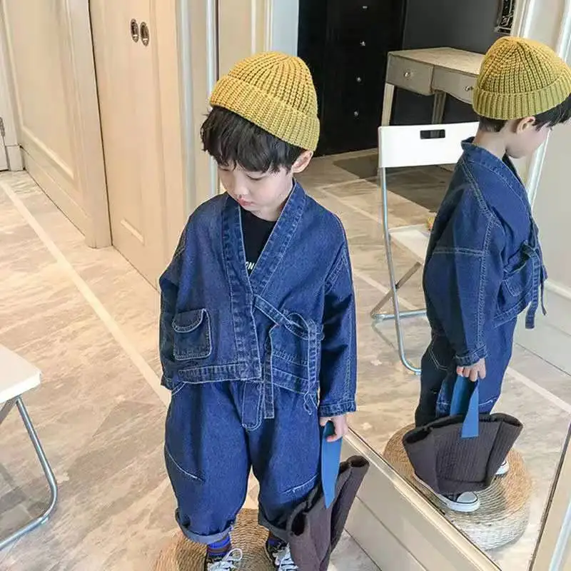 

2021 Children's clothing girls spring set Spring Kids Clothing Set Bat Sleeve Denim Jacket Harem Jeans 2 Pcs Boys Suit oversized