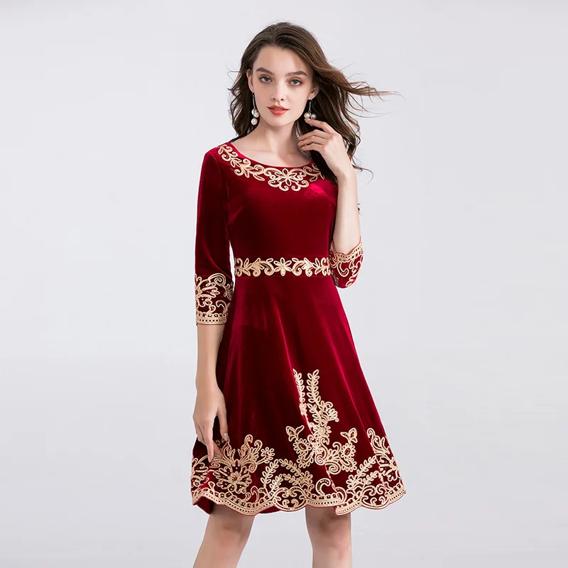 wine red Платье размера XXXXL Vestidos De Festa осень зима вечерние мероприятия для женщин люкс Золотая вышивка 3/4 рукав винно-красный, зеленый бархат платье - Цвет: wine red