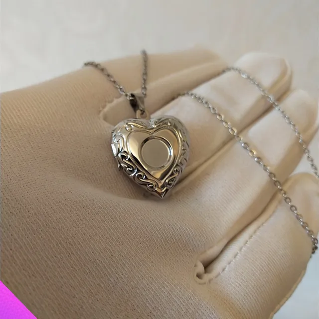 подарочная коробка для подвески. коробочка для подвески. тибетский медальон лотос. кулон локет серебро. кулон коробочка.