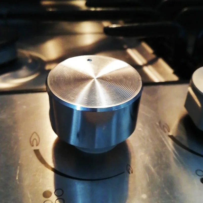 

4Pcs/Set Gas 6mm Switch Button Rotary Switch Control Kitchen Tools Plating Cooker Oven Metal Zinc Alloy Round Knob with Chrome