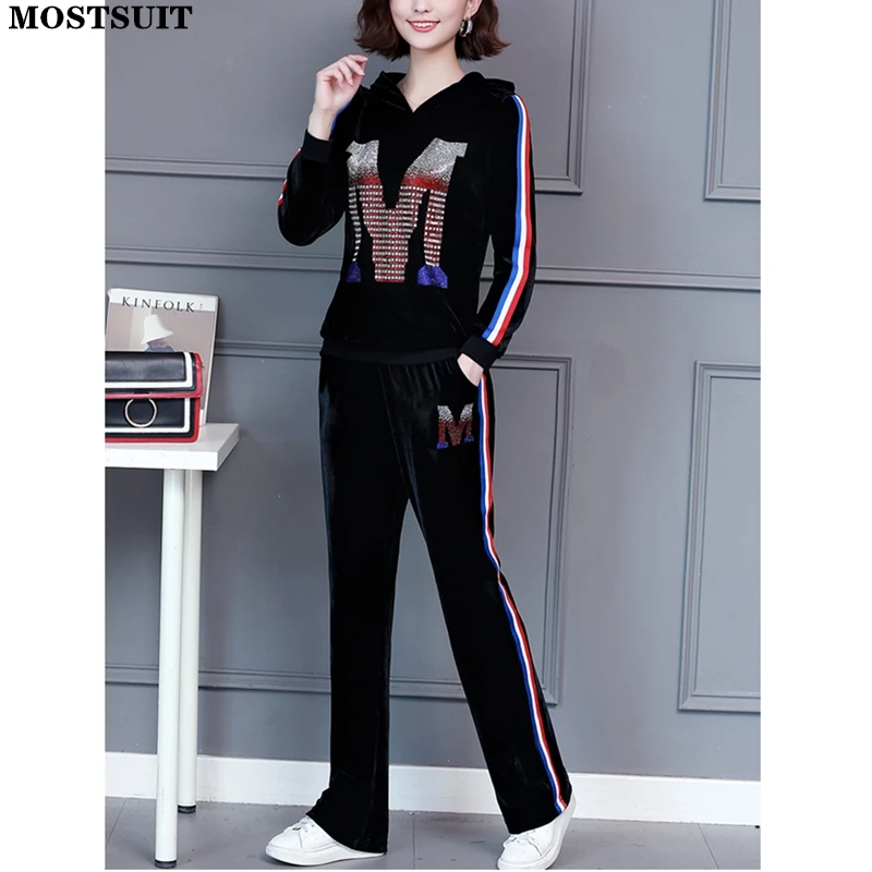 

Casual Sport Two Piece Pant Sets Tracksuits Women Hooded Diamond-ironing Tops & Wide Leg Pants Outfits Sets M-5xl 2022