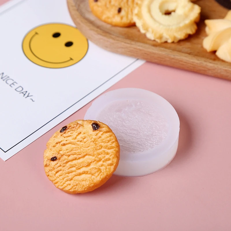 

8Pcs Silicone Molds Macaron Chocolate Cookie Fondant Handmade Food Cookie Jewelry Keychain Pendant Resin Molds Crafts