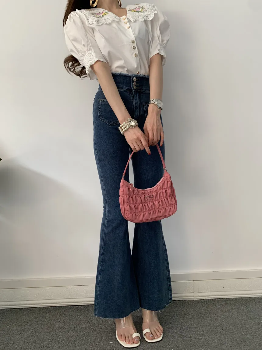 

Korean Chic Vintgae Floral Embroidery Women Shirt Turn-down Collar Lace Tops Lady Casual Short Puff Sleeve Blouses Blusas