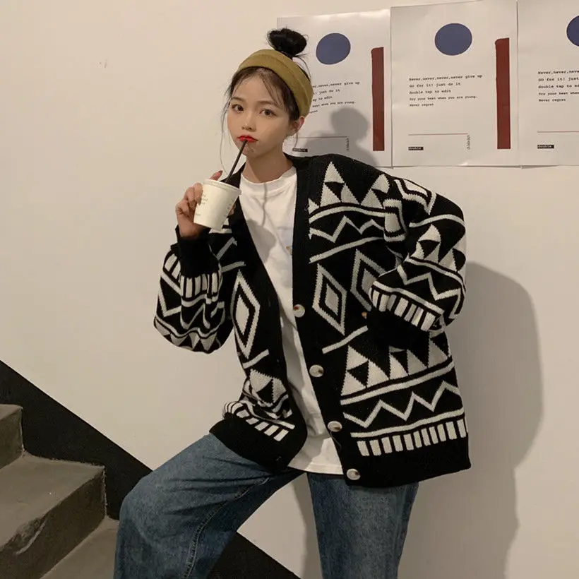 

Sweater knitted cardigan coat women's Korean version loose student autumn versatile mid long fashion and versatile college style
