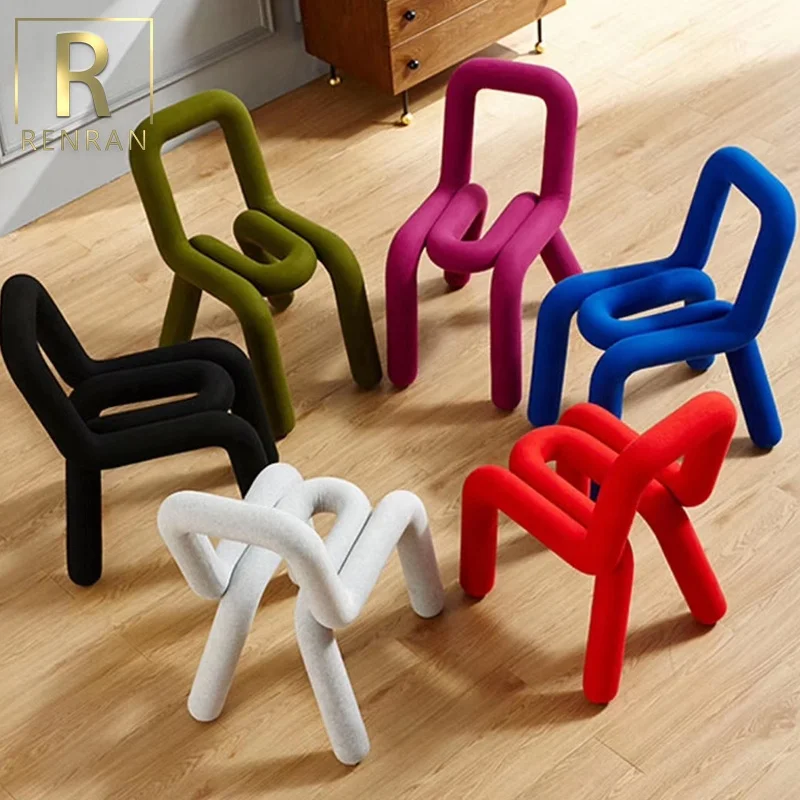 

Creative Modern Italian Style Bold Beard Elbow Chair Elegant Restaurant Dining Chair Bold Chair