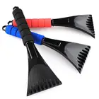 Щетка для удаления снега на лобовое стекло автомобиля