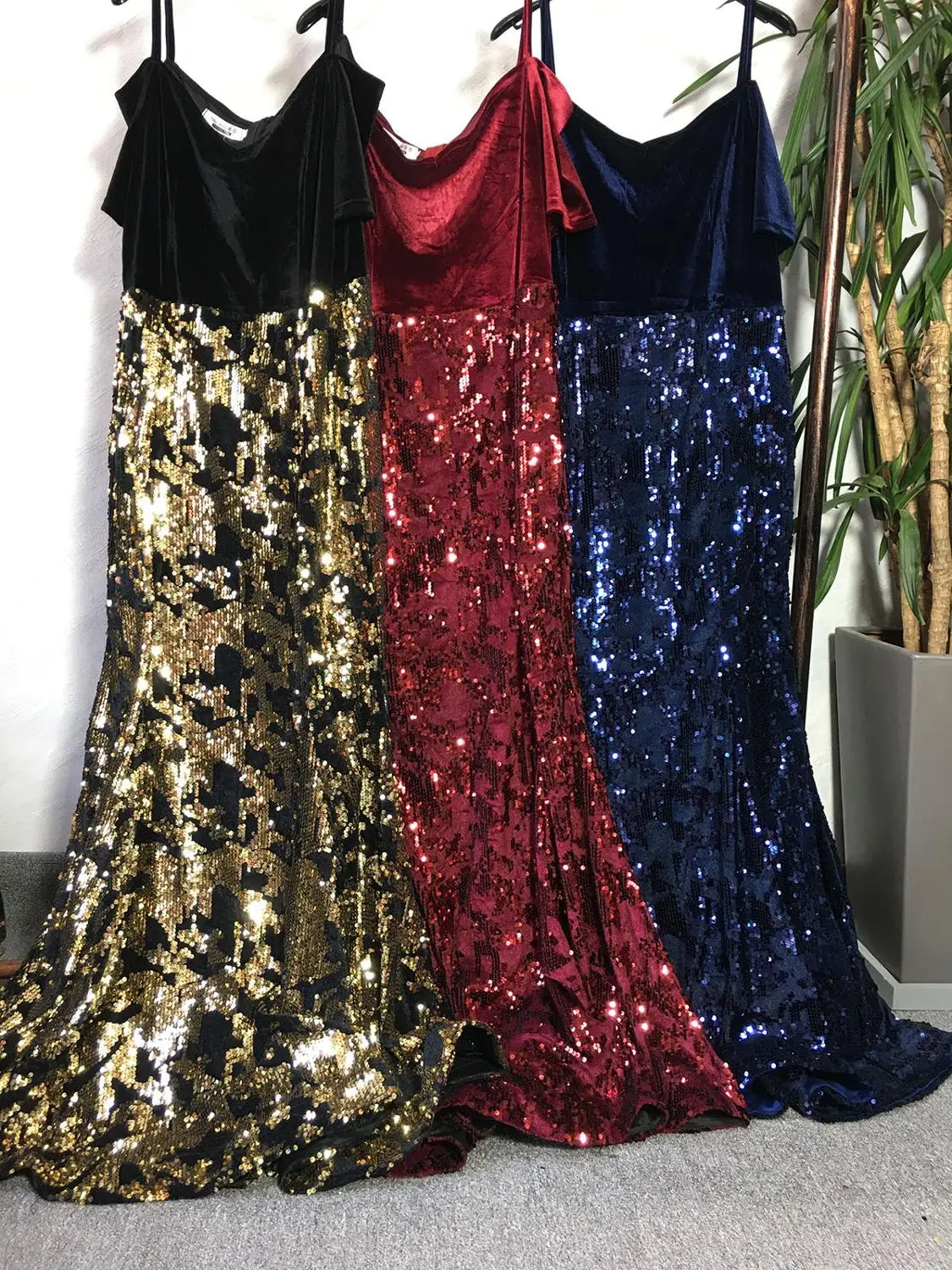 

Elegant African Dashiki Dress Sequins Bazin Velvet Abaya Long Maxi Robe Gowns Sexy Lady Rich Evening Party Traditional