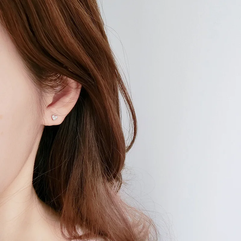 Серьги гвоздики женские из серебра 925 пробы с цирконом сердцем звездой луной