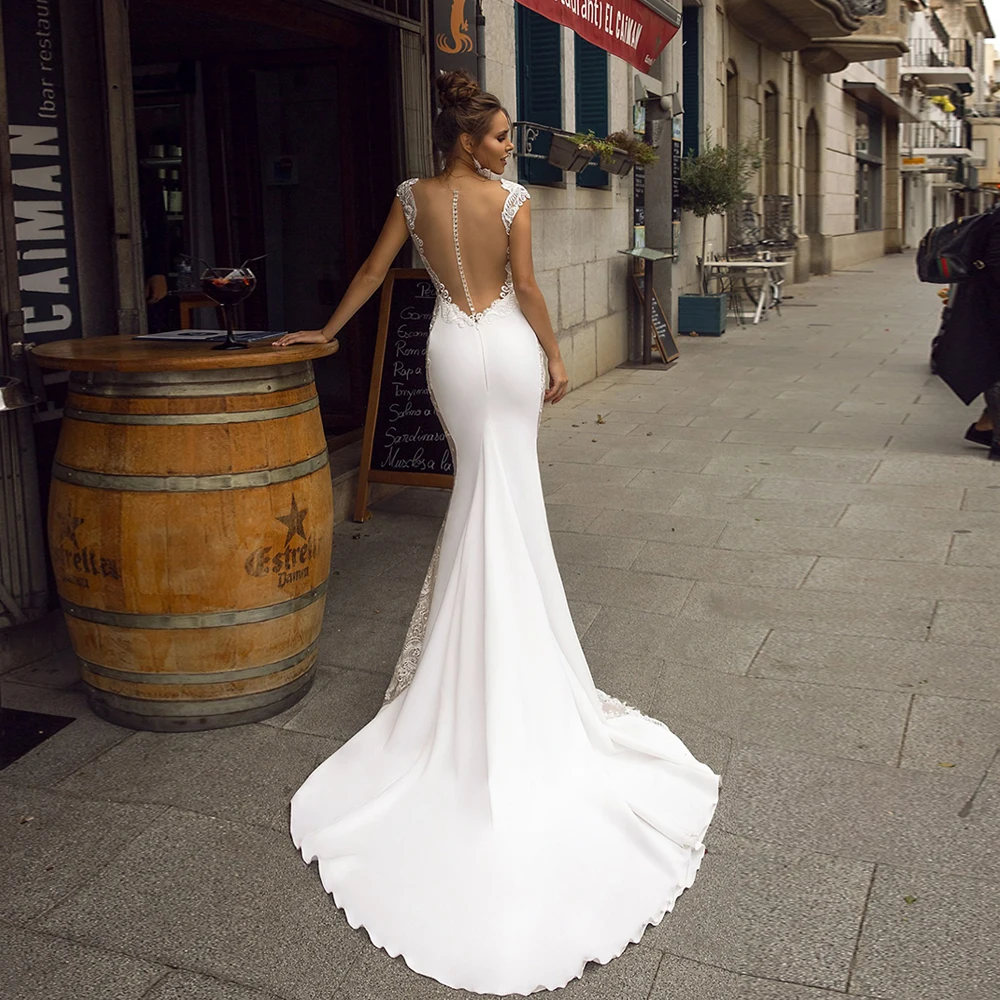 Sexy Mermaid Wedding Dress Fashion Cap Sleeve Open Back Sweep Train Wedding Gown Lace Applique Boho Beach Bridal Dresses