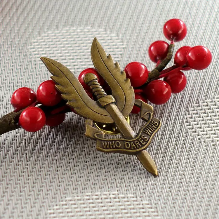 Пара WW2 Британский специальный воздушный Услуги SAS Кто смеет побед медаль значок