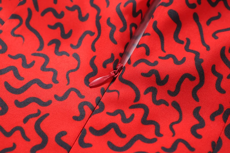 Повседневное летнее мини-платье с бантом и шнуровкой низким вырезом открытой