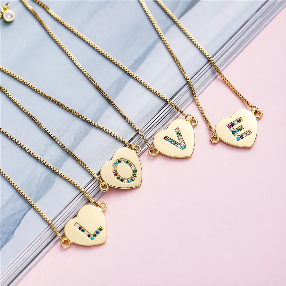 

Bracelets 2021 New Korean Fashion Women's Chain Jewelry on The Goth Couple Colored ZirconHeart Letter AZ Pendants Charm Bracelet