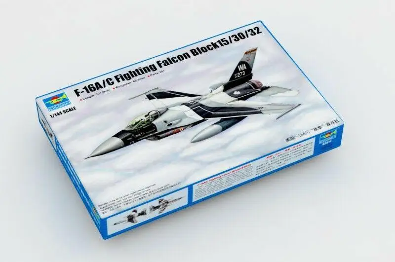 Трубач 1/144 03911 F-16A/C Fighting Falcon Блок 15/30/32 |