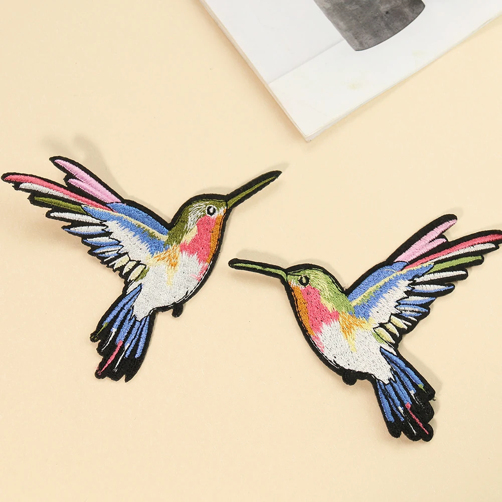 

Symmetry Left Right Hummingbird Kingfisher Embroidery Sewing Applique Badge Iron on Patch DIY Clothing Cheongsam Scrapbook Decor