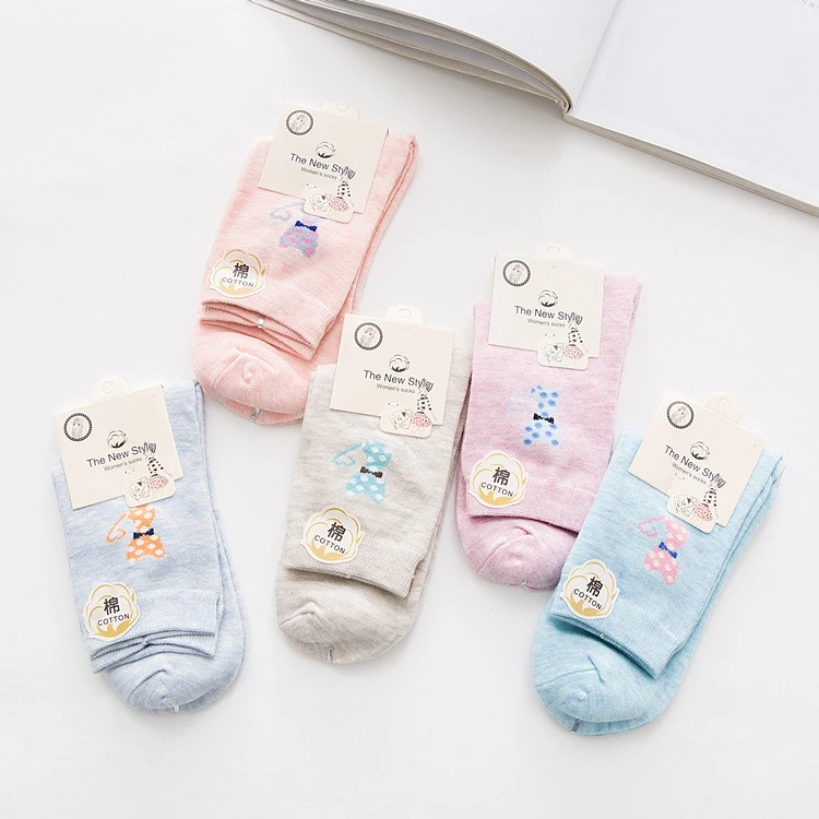 Женские хлопковые короткие носки 5 пар повседневные средней длины с милым