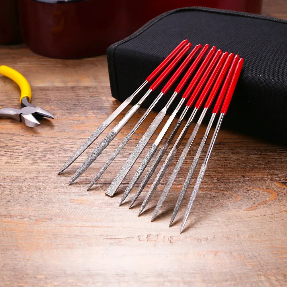 Набор инструментов для ухода за гитарой Luthier набор из 54 предметов