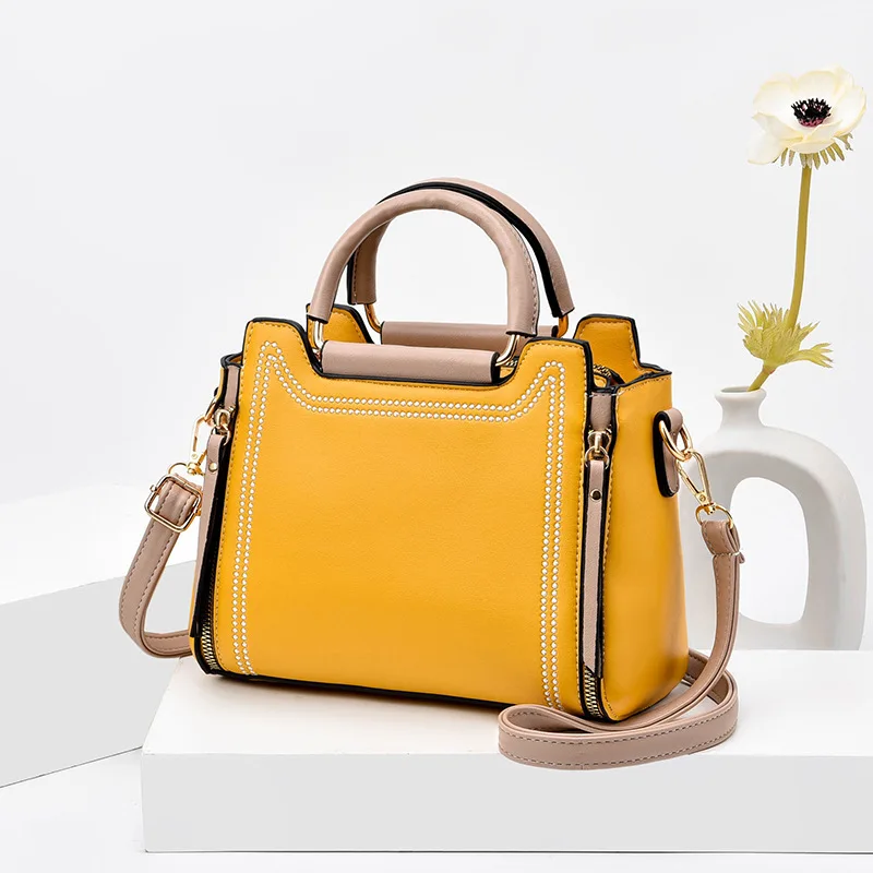 

2020 new handbag pu fashion shoulder messenger bag classic portable ladies bag to send small gifts