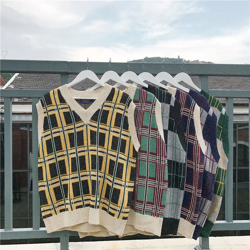 Зимний новый жилет свитер мужской теплый модный клетчатый с v образным вырезом