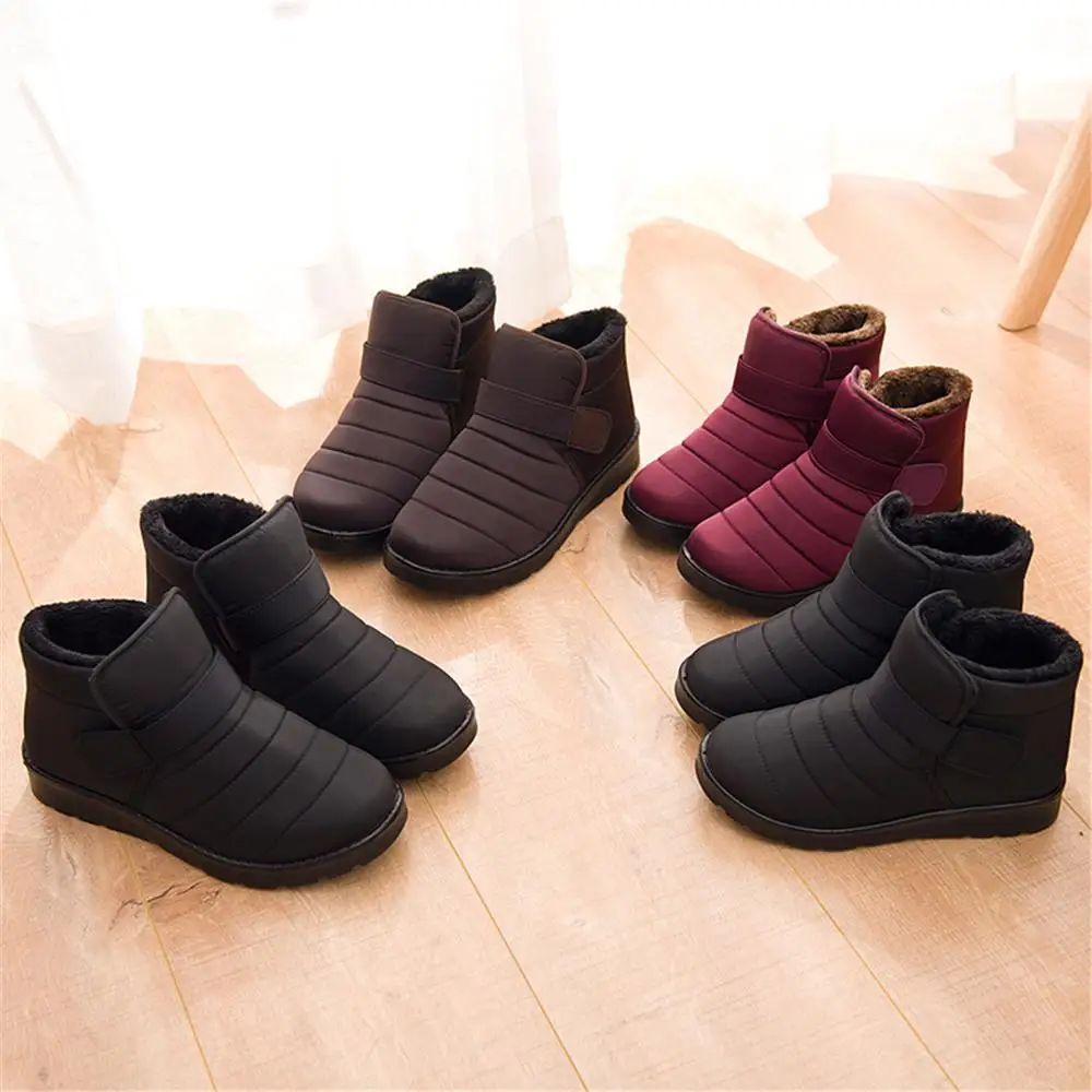 

Dacomfy Fashion Women Boots Waterproof Plush Warm Fur Snow Boots Lightweight Winter Ankle Shoes Couple Sneakers Botas Mujer
