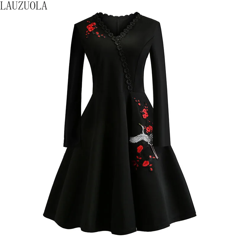 С цветочным рисунком платье с длинными рукавами и вышивкой Женская обувь для